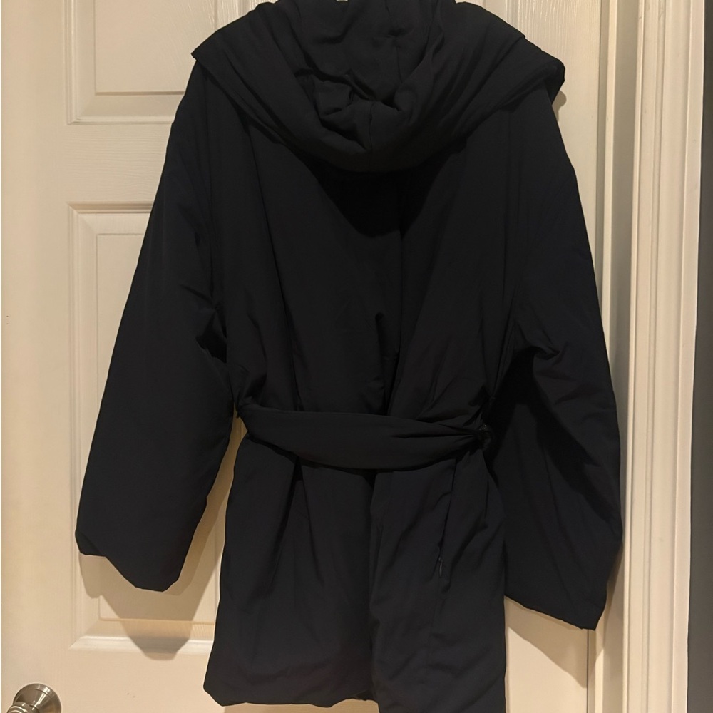 NIKE SKIMS collab Woven Nylon Black Obsidian Women’s Wrap Coat size small NEW - Picture 4 of 5